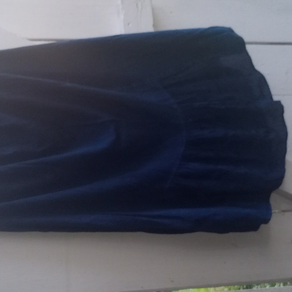 Gorgeous Navy Blue Long Skirt - Picture 5 of 6